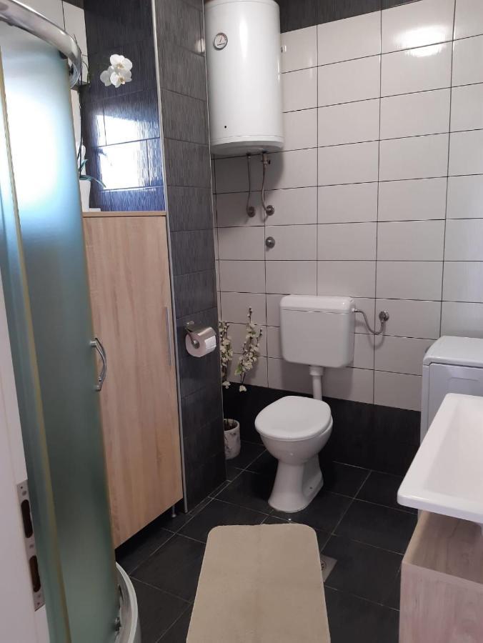 Apartment Luka بيبينيا المظهر الخارجي الصورة