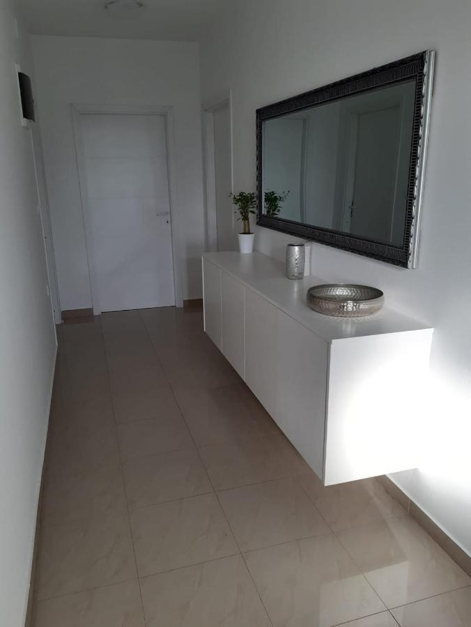 Apartment Luka بيبينيا المظهر الخارجي الصورة